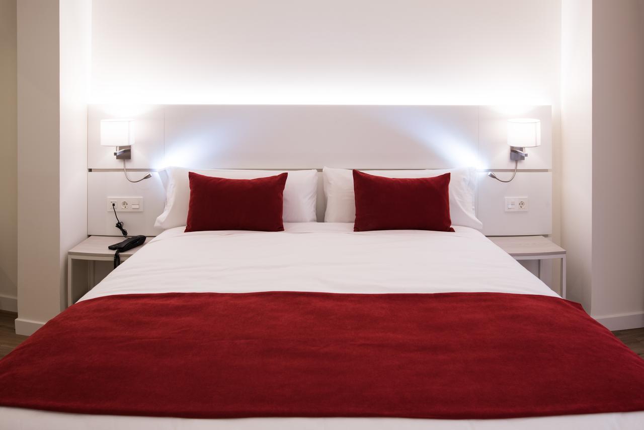 Hotel Pompaelo Plaza Del Ayuntamiento & Spa Pampeluna Zewnętrze zdjęcie
