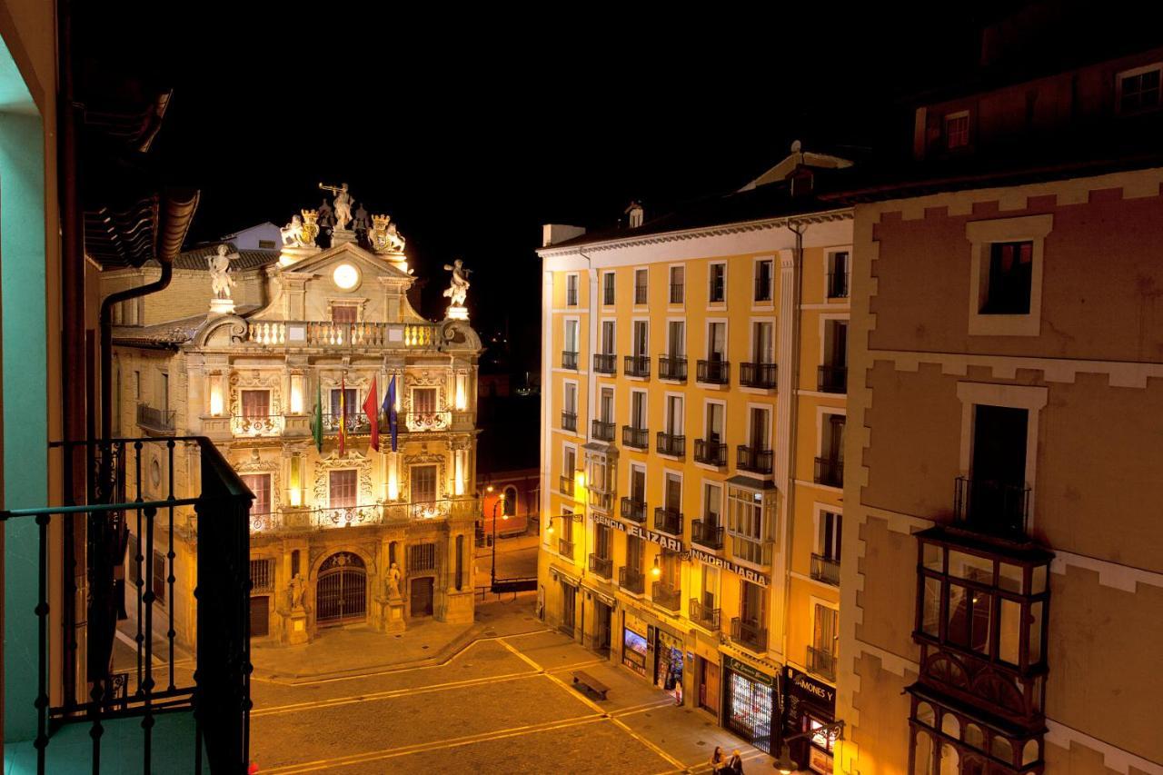 Hotel Pompaelo Plaza Del Ayuntamiento & Spa Pampeluna Zewnętrze zdjęcie
